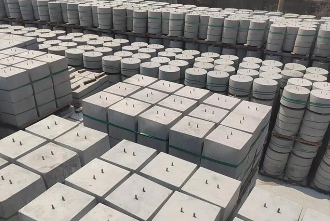 水泥制品攪拌機在設備性能的選擇上為什么只認準行星式立軸攪拌機